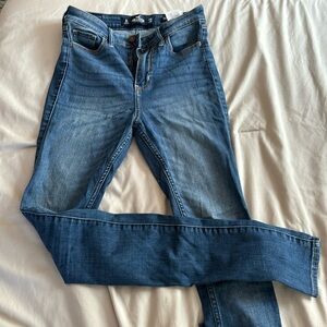 Dark wash hollister jeans